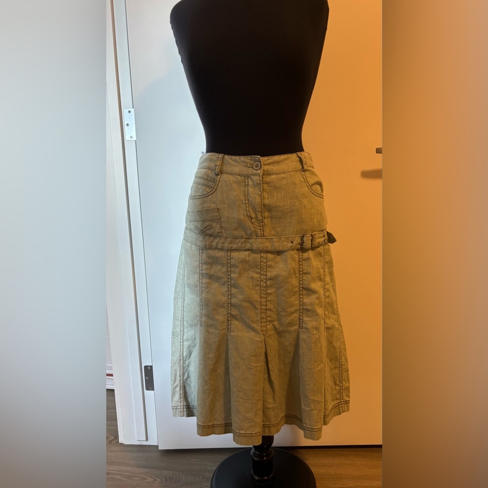 Stylish Women's Skirt by Sandwich